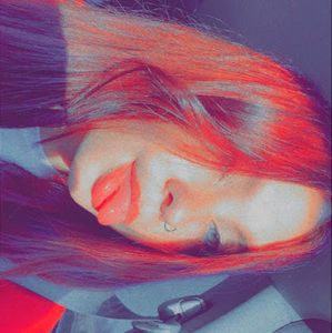 Meet your Posher, Casey